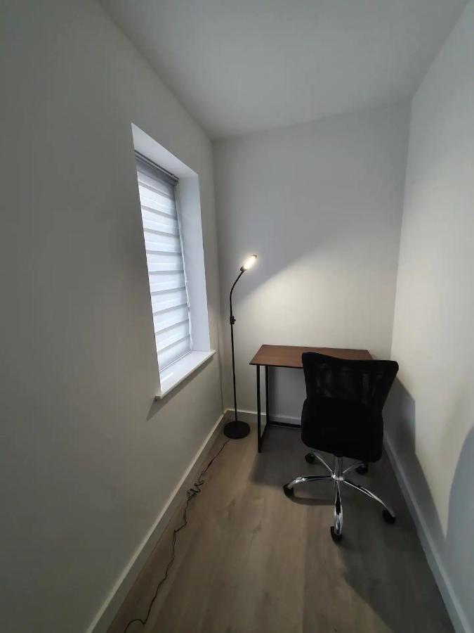 Lovely Home Close To City Center & Rail Station Chesterfield Exteriör bild